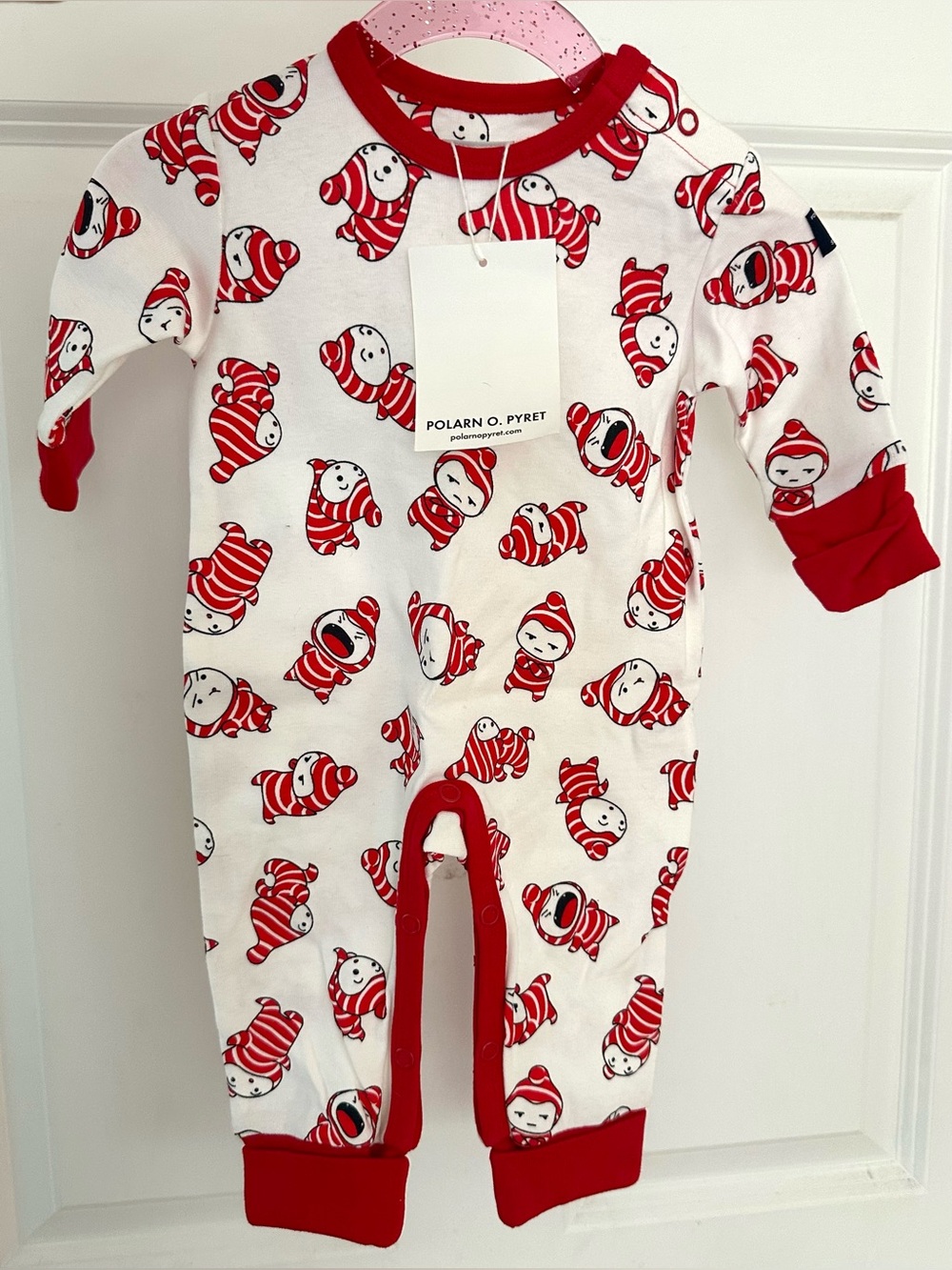 Polarn O. Pyret NWT Baby Romper Size 56 1-2M Red Gnome Print Sleepsuit